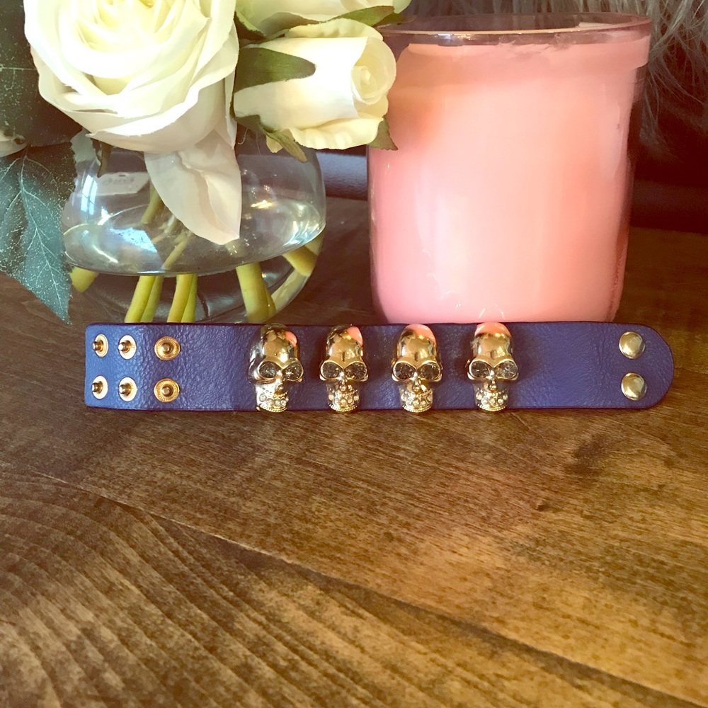 Skull Bracelet - Picture 1 of 2